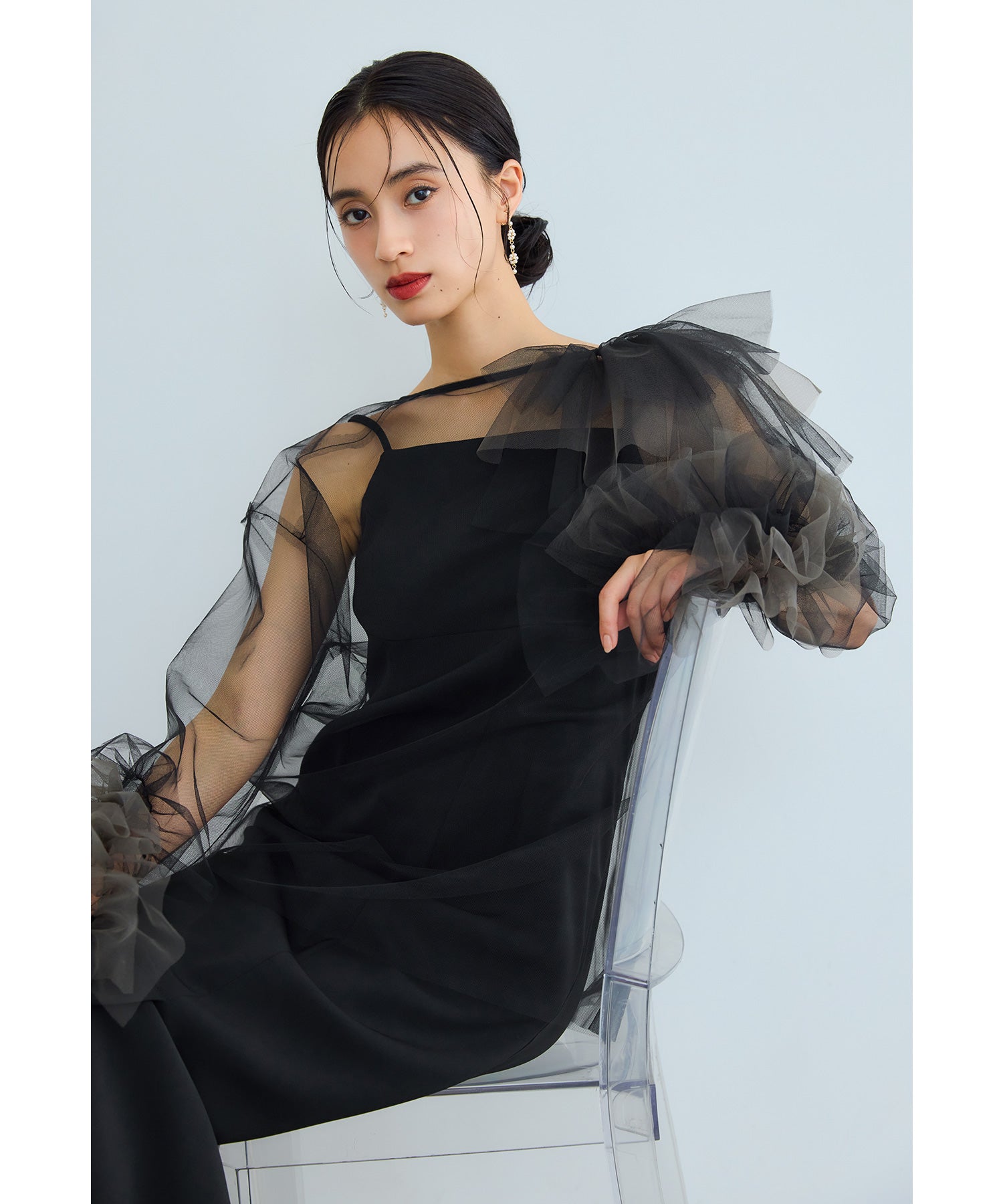 ニアナ niana ブルーミングチュールドレス 2点セット チュール フリル ブラウス キャミワンピース 結婚式 二次会 同窓会 成人式 お呼ばれワンピース パーティードレス オケージョンドレス （ブラック） ブラック