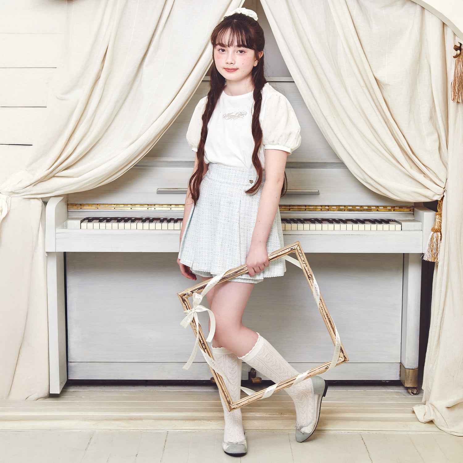 メゾピアノジュニア mezzo piano junior 透かし編みハイソックス （黒） 黒
