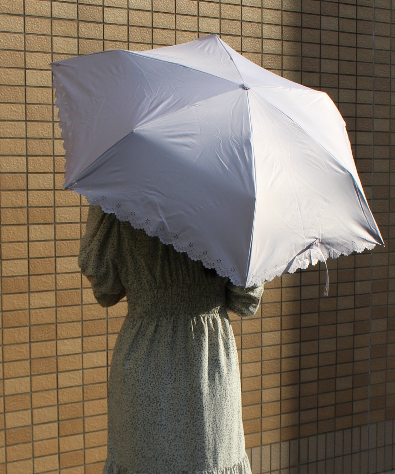 オールウェイグッドタイムニューベーシックストア ALWAYS GOOD TIME NEW BASIC STORE 【一級遮光・晴雨兼用】UV折りたたみ傘/日傘 フラワーヒートカット （ラベンダー） ラベンダー