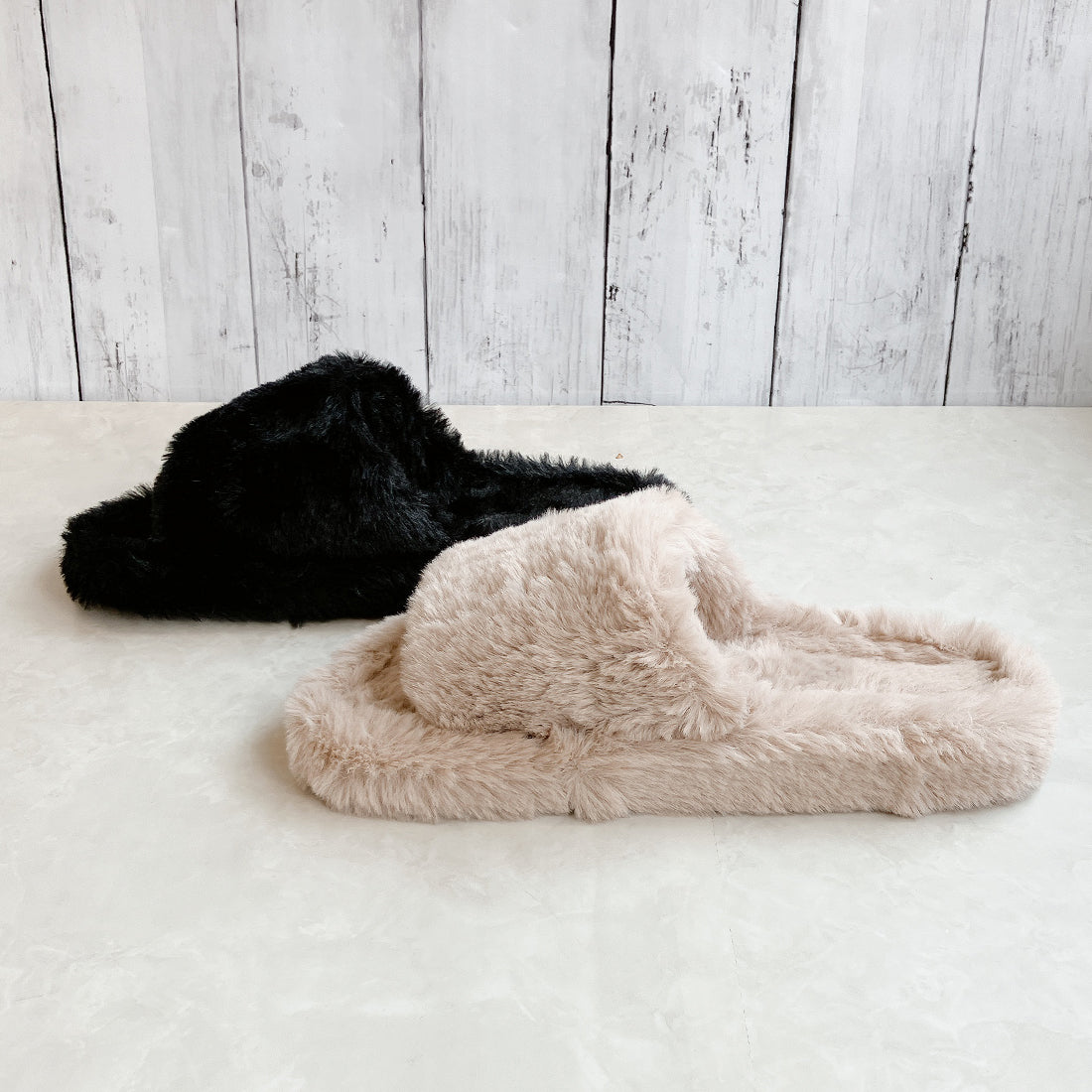Noubel Voug Relax Fluffy Slider Sandals