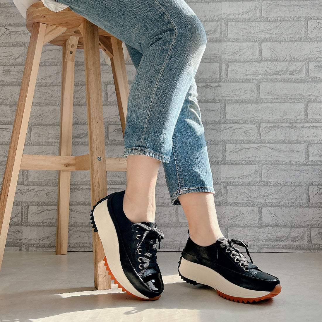 ヌーベル ヴォーグ リラックス Noubel Voug Relax 厚底 カジュアル レースアップ スニーカー,ブラック