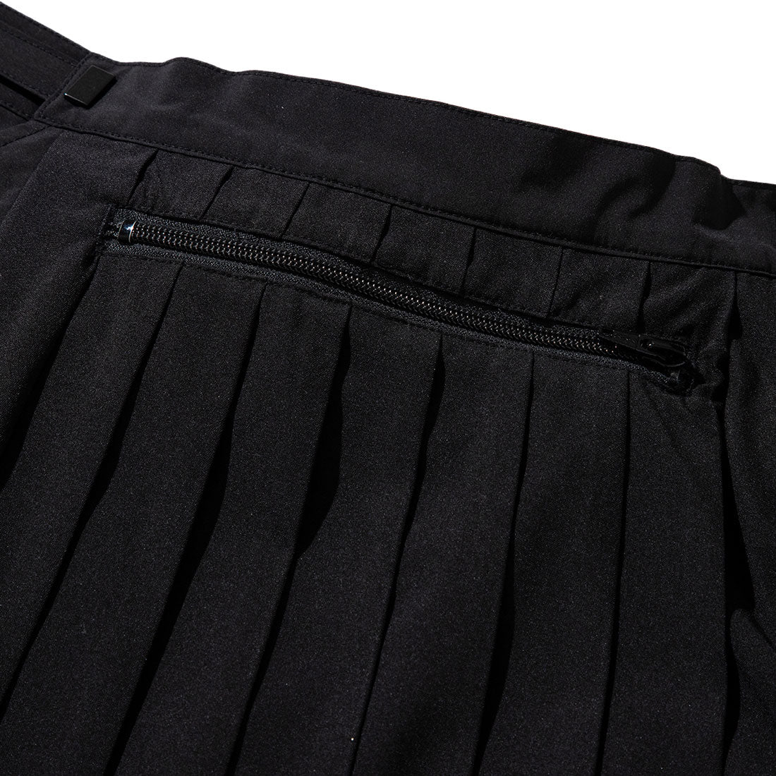 ノントーキョー NON TOKYO 2WAY マルチポケット プリーツ スカート（2WAY MULTIPOCKET PLEATS SKIRT） （BLACK） BLACK