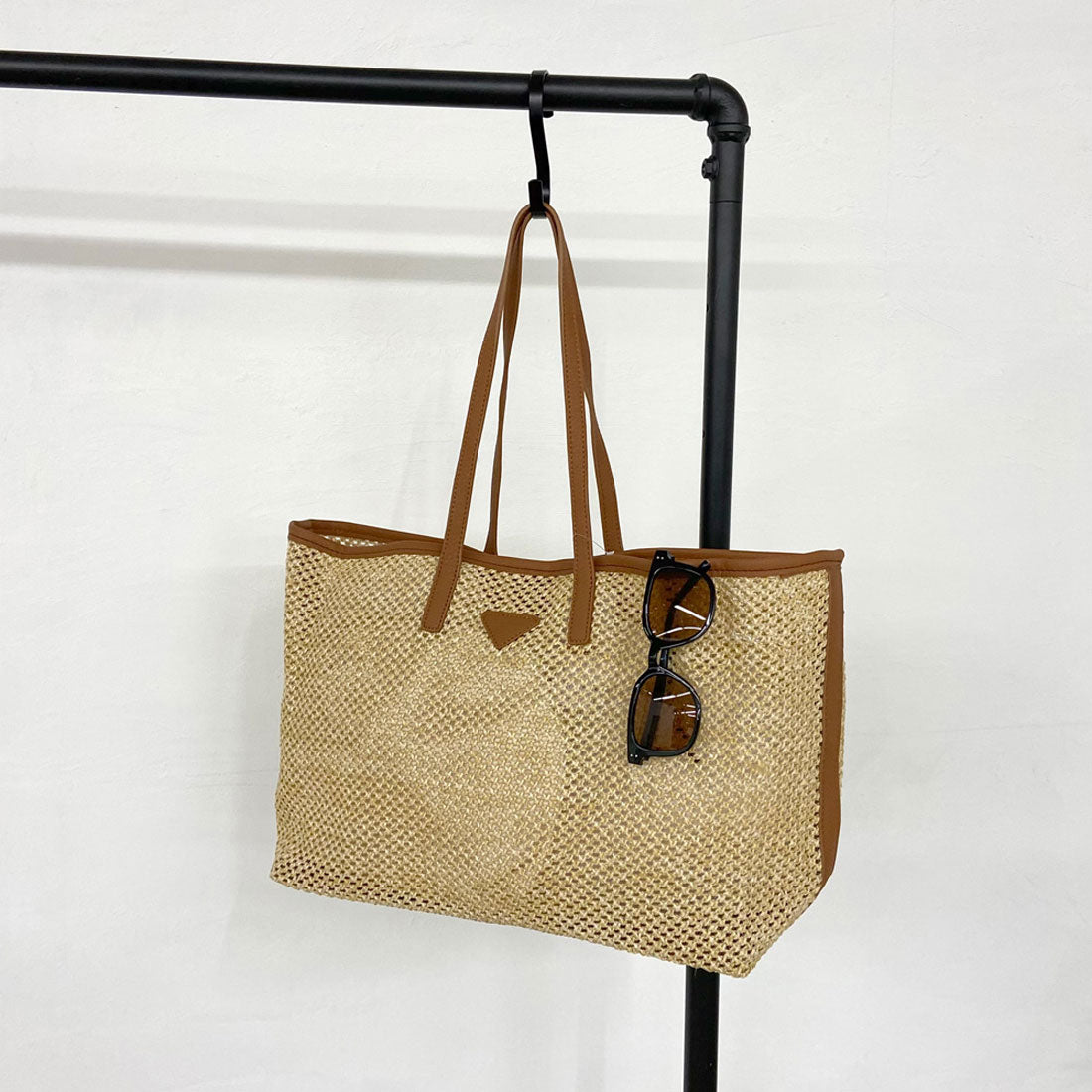 ノンヘッジ non-hedge 雑材トートバッグ （ブラック） ブラック