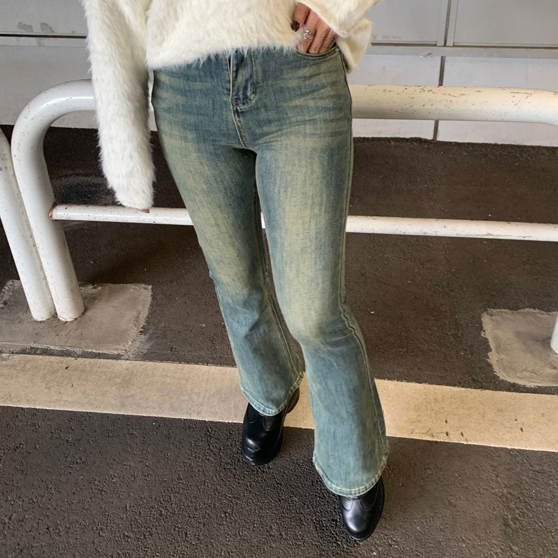 ノンヘッジ non-hedge デニムフレアパンツ