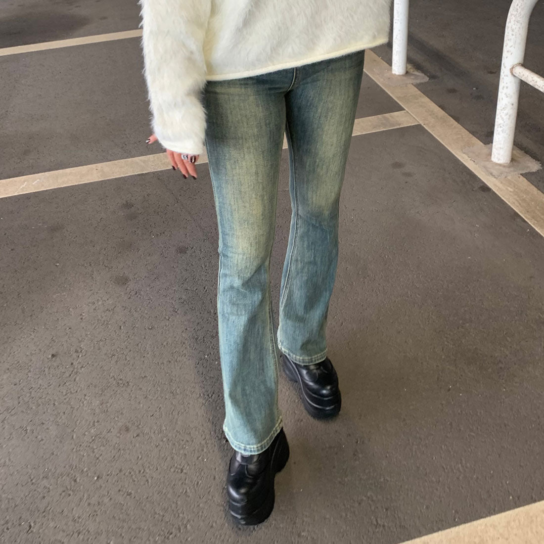 ノンヘッジ non-hedge デニムフレアパンツ