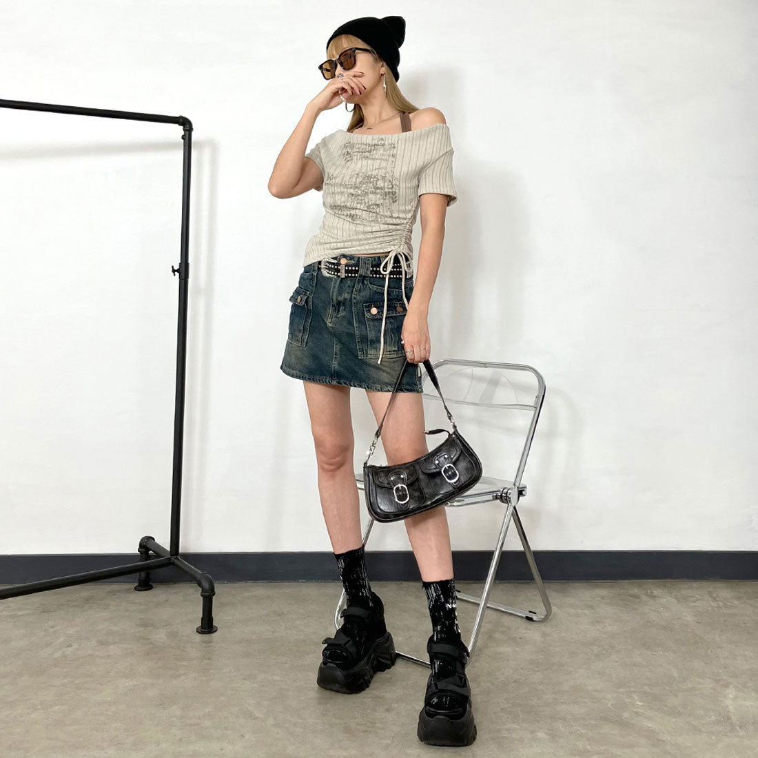 ノンヘッジ non-hedge アンサンブル風ロゴサイドドロストトップス （ブラック） ブラック