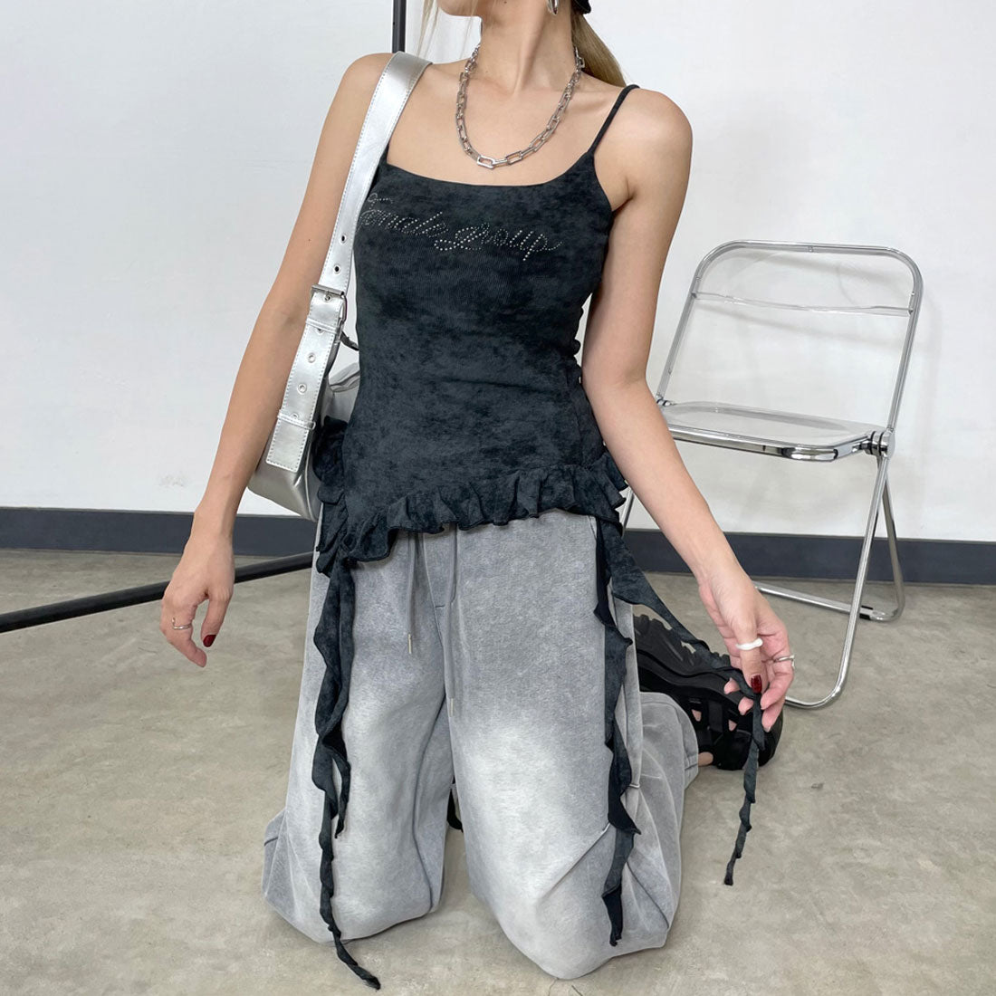 ノンヘッジ non-hedge ストーンロゴアシメトップス （チャコール） チャコール