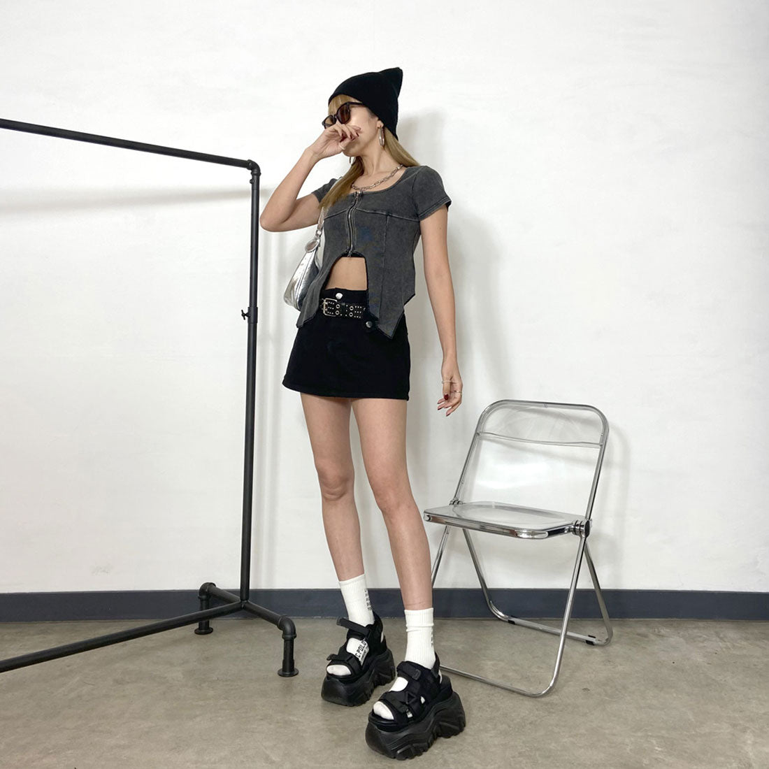 トップス VYBES NIKIBIKI Women Seamless Plunge V-Neck Ribbed Crop Top, Made in