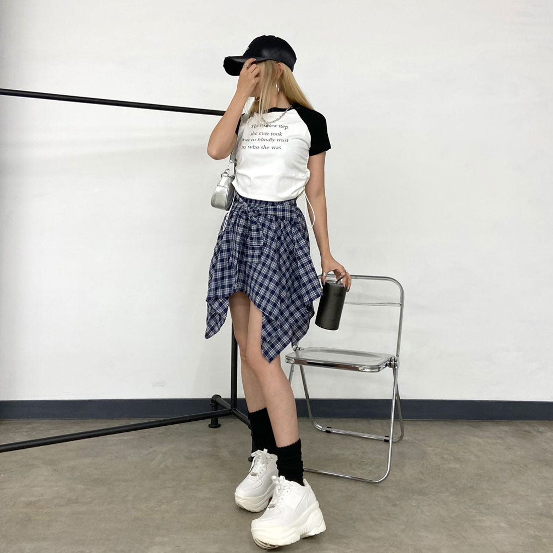 ノンヘッジ non-hedge チェックイレヘムスカート （ネイビー） ネイビー