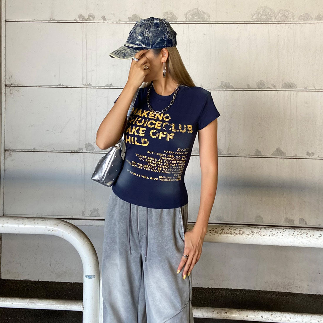 ノンヘッジ non-hedge ロゴムラプリントTシャツ （ネイビー） ネイビー