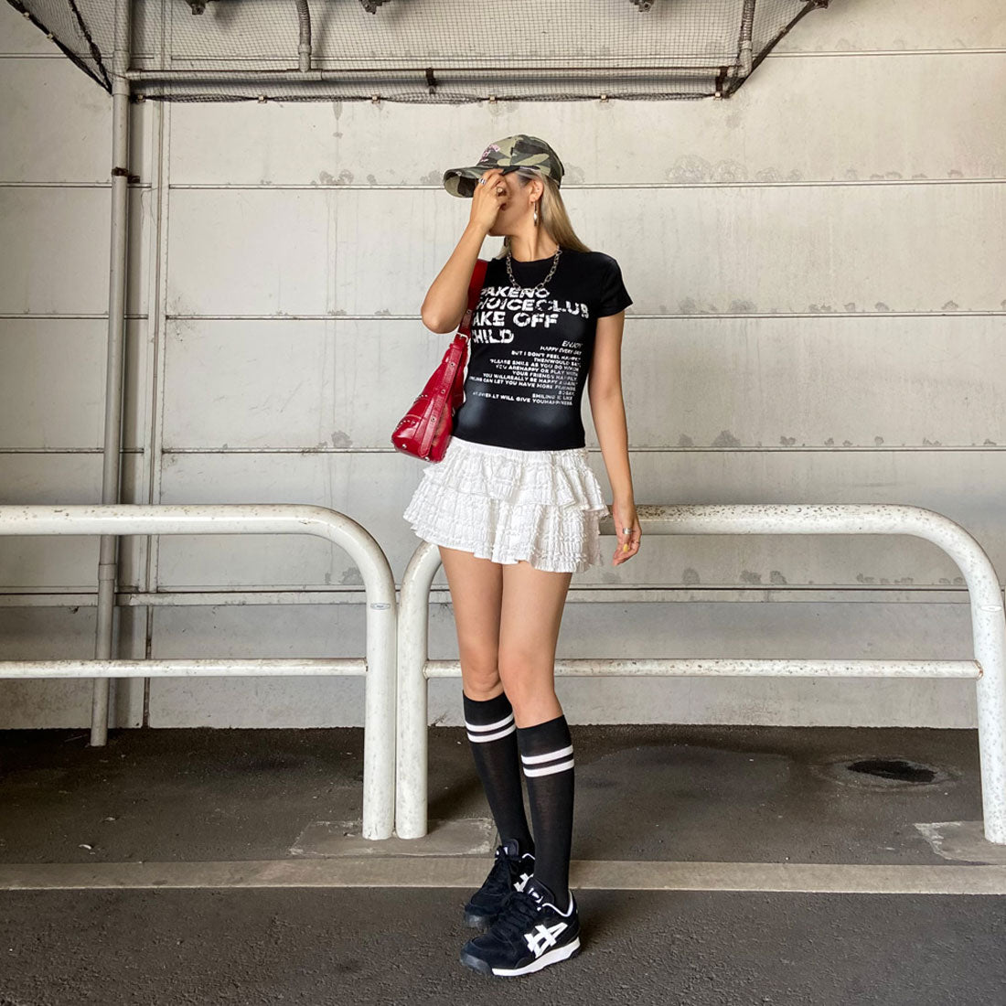 ノンヘッジ non-hedge ロゴムラプリントTシャツ （ネイビー） ネイビー