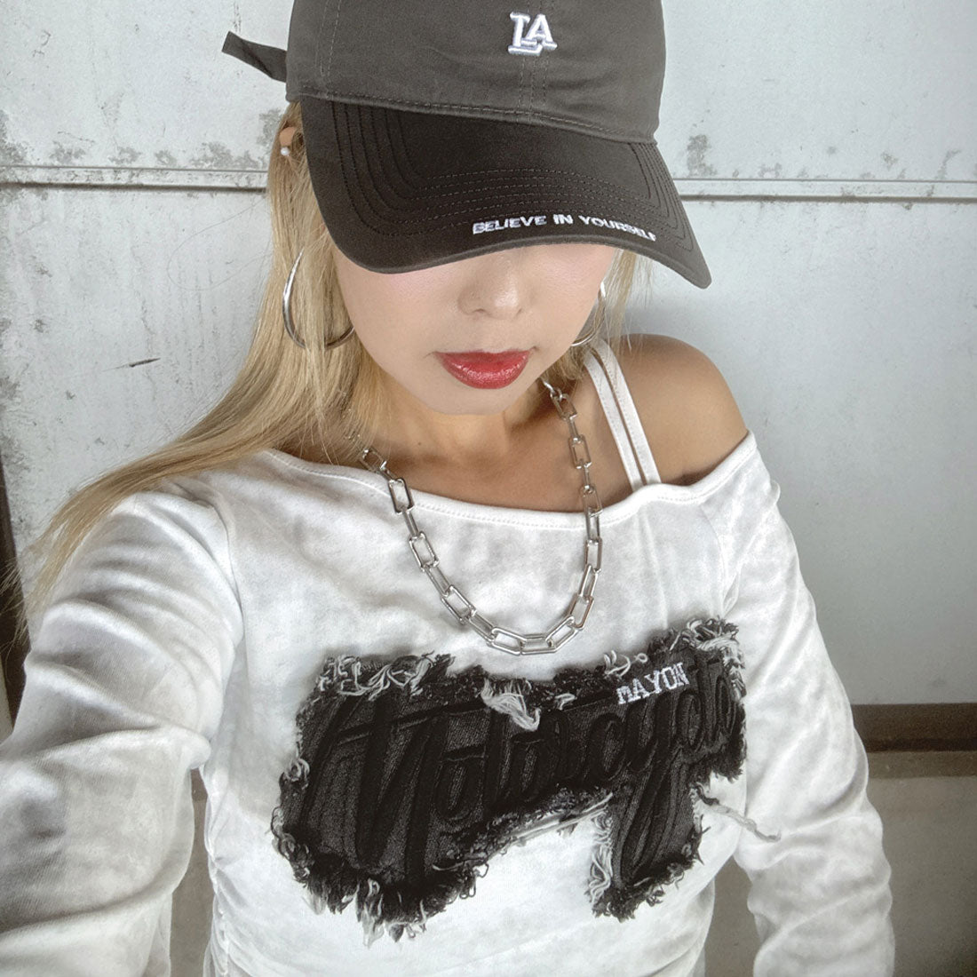 ノンヘッジ non-hedge デニムロゴワンショルダーTシャツ （ブラック） ブラック