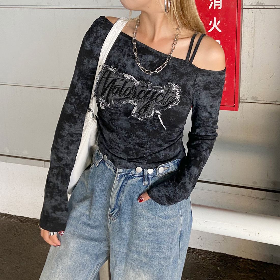 ノンヘッジ non-hedge デニムロゴワンショルダーTシャツ （ブラック） ブラック