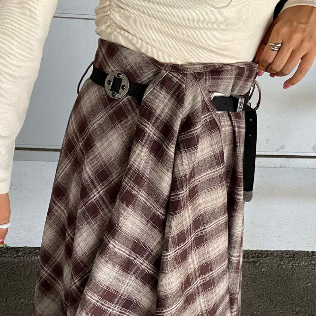 ノンヘッジ non-hedge ベルト付きイレヘムチェックロングスカート （ブラウン） ブラウン