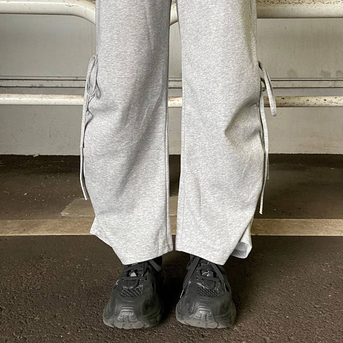 ノンヘッジ non-hedge サイドリボンワイドパンツ （グレー） グレー