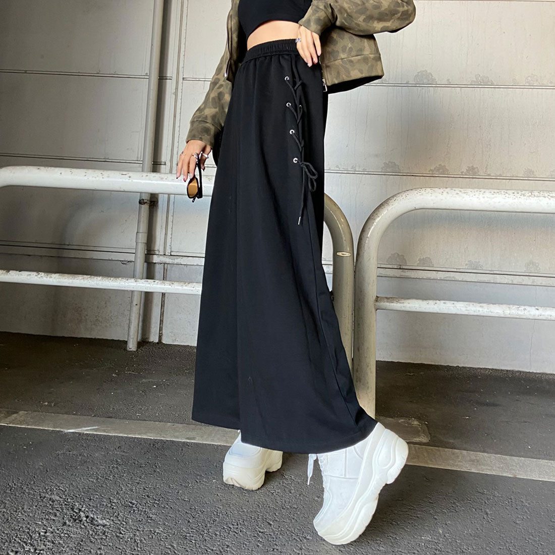 ノンヘッジ non-hedge サイドレースアップカットワイドパンツ （グレー） グレー