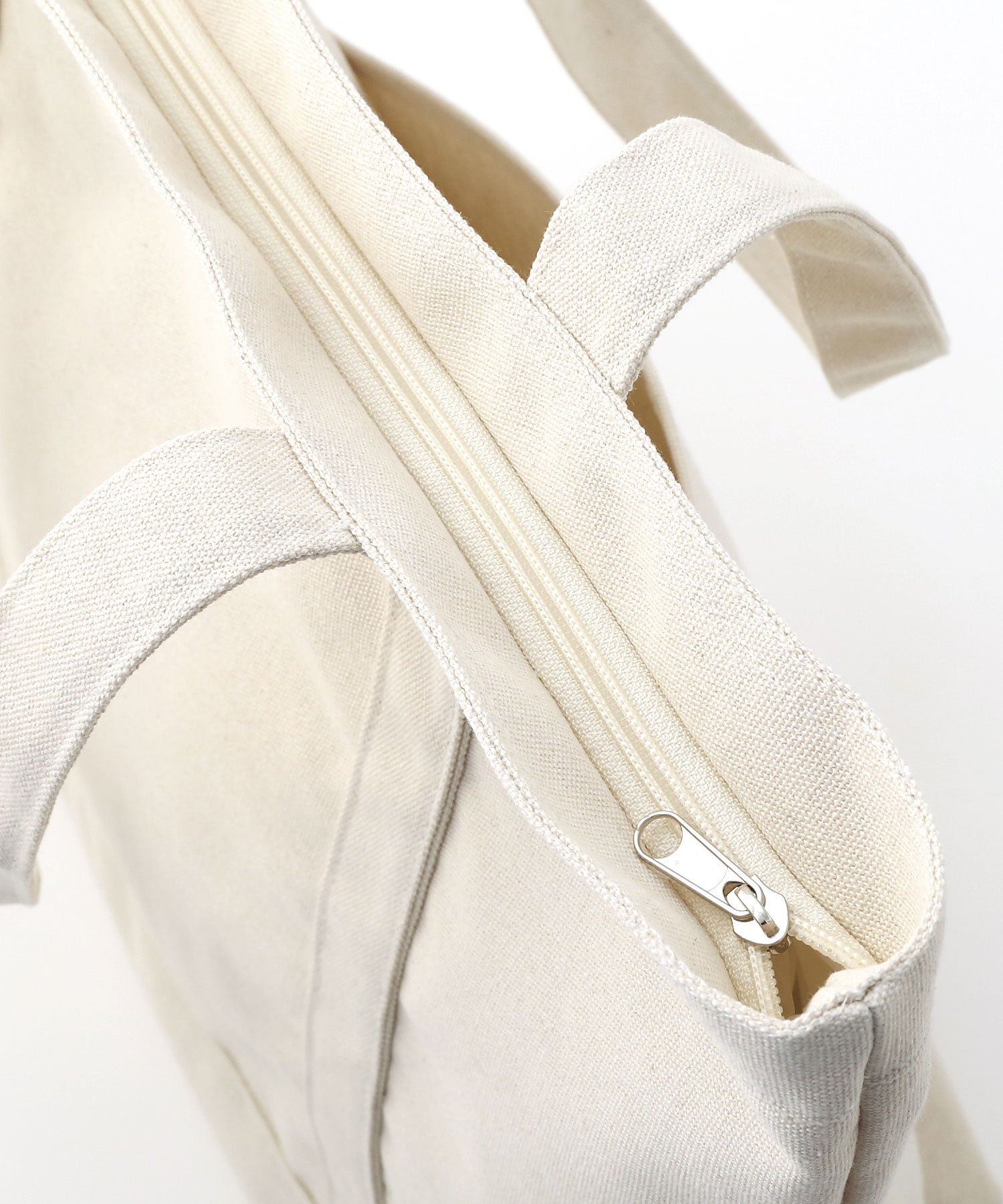 "Colleca la" Pocketed Canvas Big Tote Bag