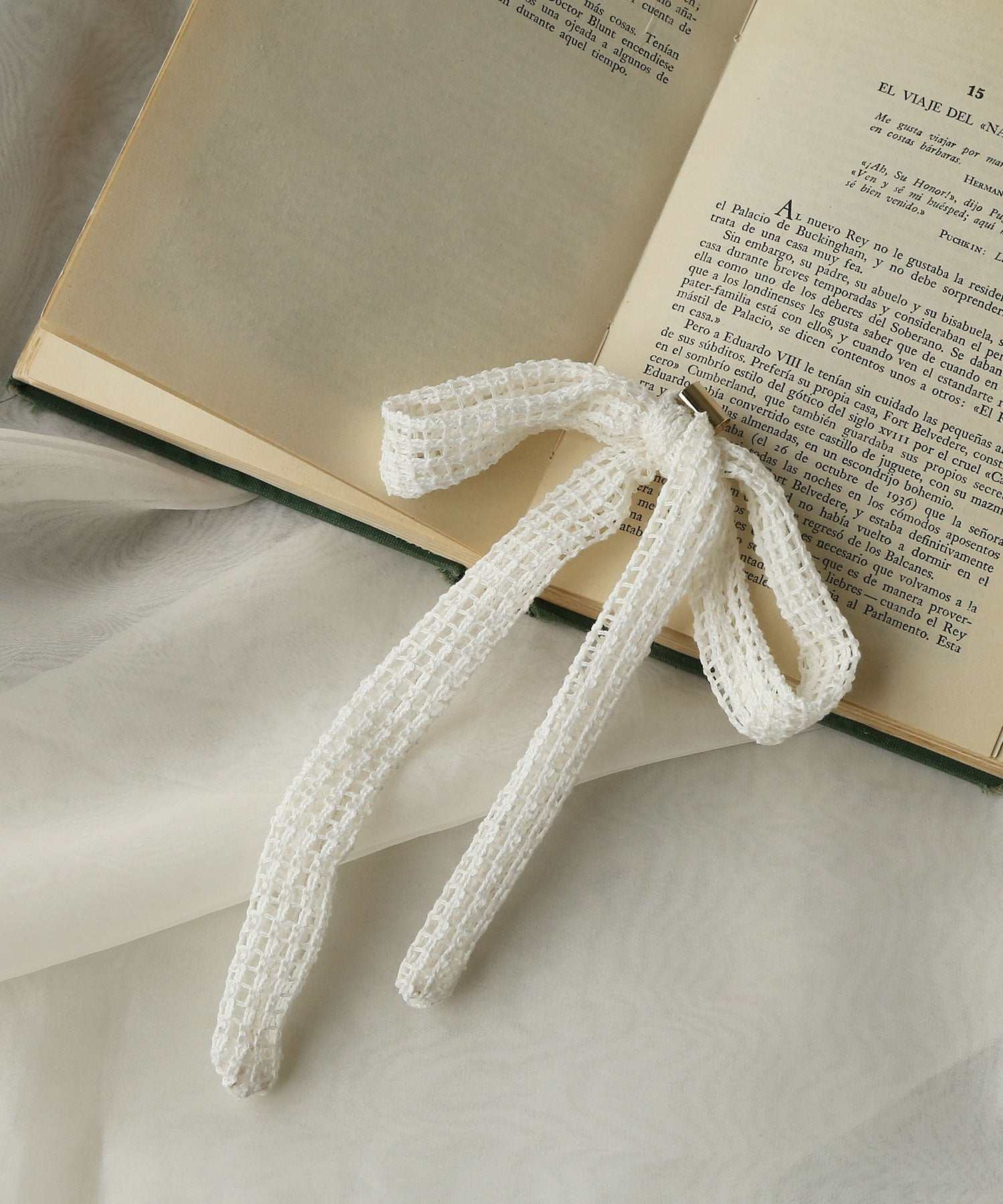 Colleca La Summer Knit Ribbon Hair Cuff/Hair Hook