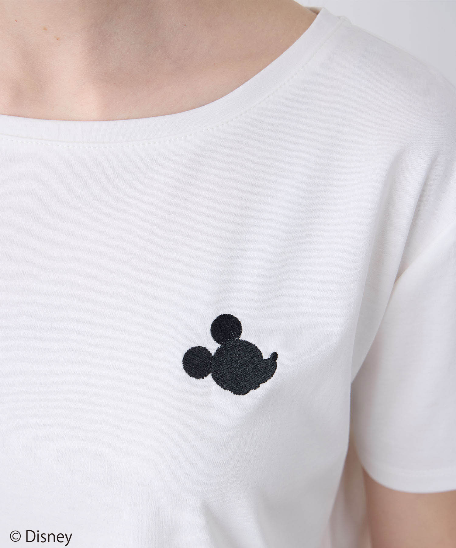 ルスークホリデー LE SOUK HOLIDAY Mickey Mouseコラボ刺しゅうTシャツ （カーキ） カーキ