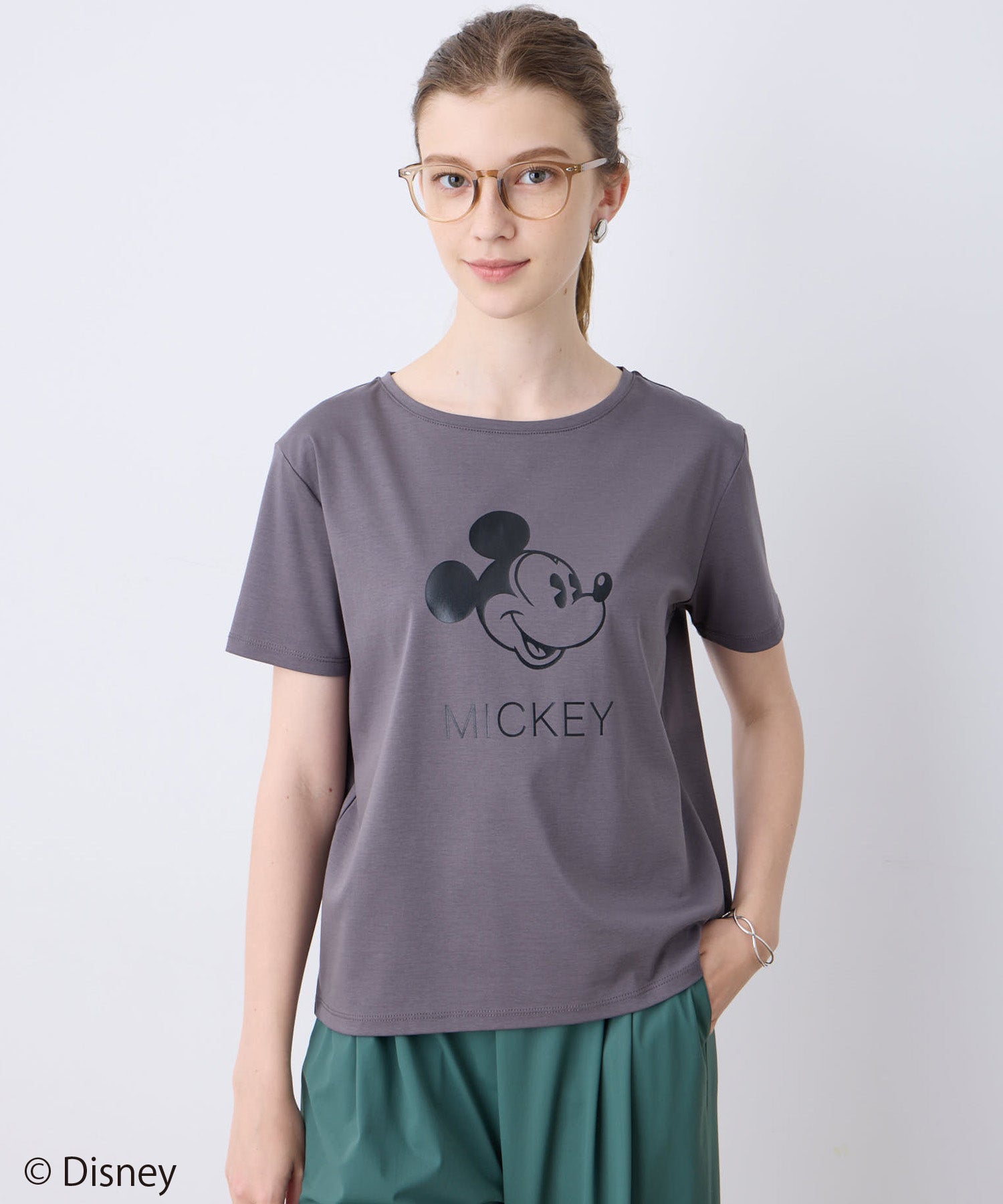ルスークホリデー LE SOUK HOLIDAY Mickey MouseコラボロゴTシャツ （チャコールグレー） チャコールグレー