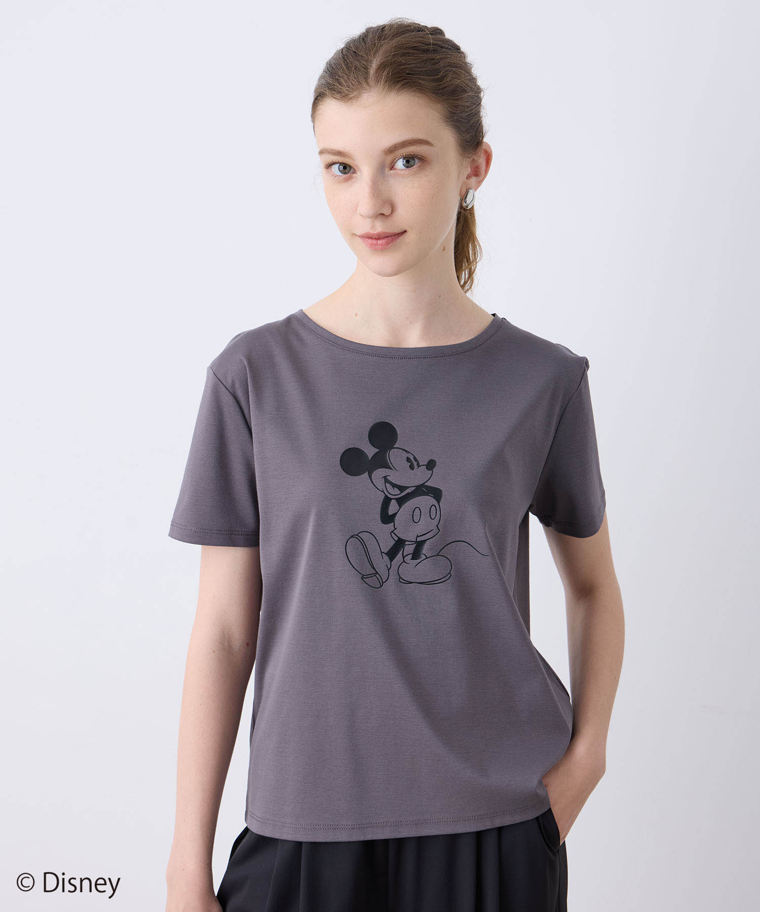 ルスークホリデー LE SOUK HOLIDAY Mickey MouseコラボモチーフTシャツ （チャコールグレー） チャコールグレー