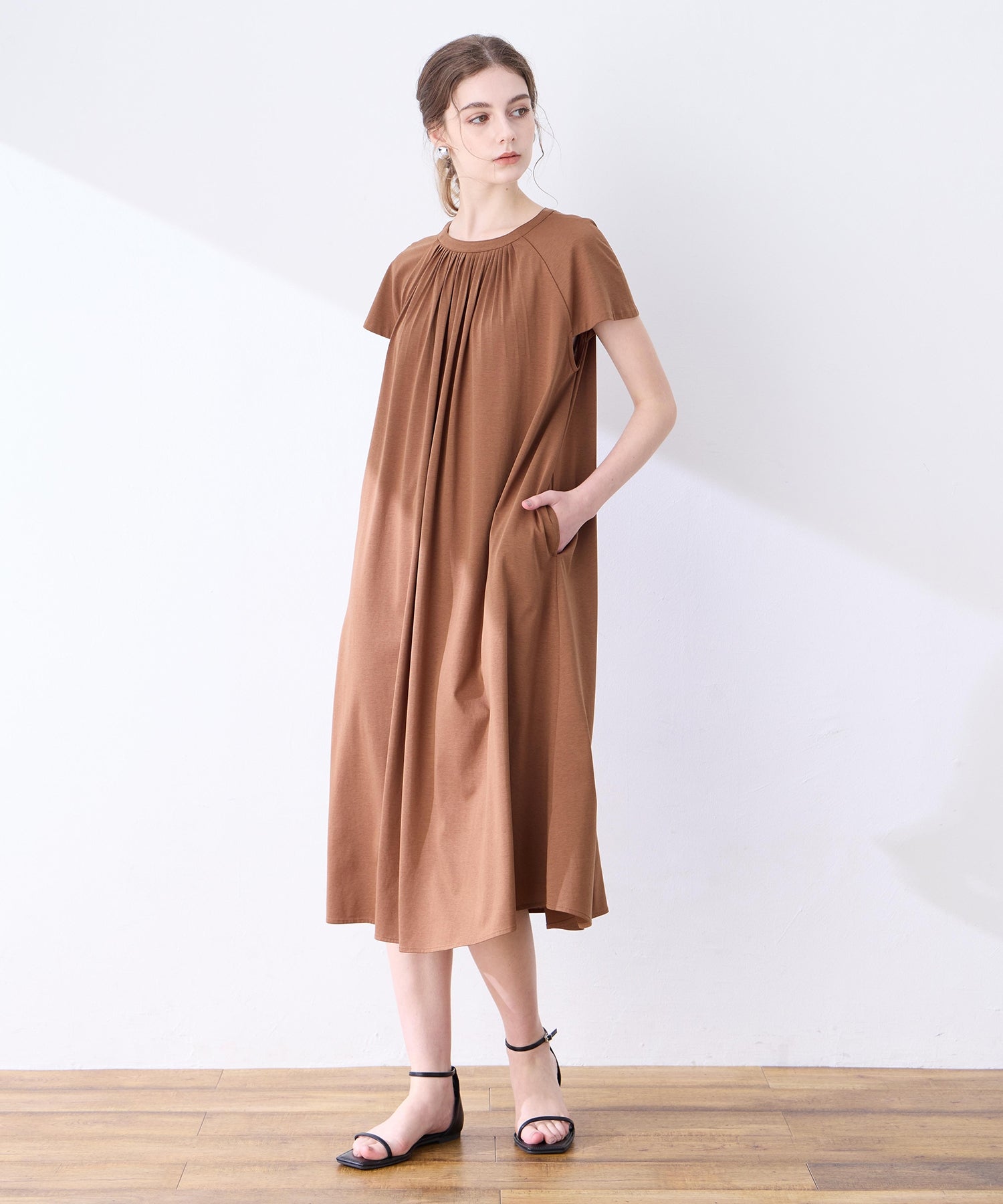 ルスークホリデー LE SOUK HOLIDAY 【接触冷感】ピンタックワンピース （ブルー） ブルー