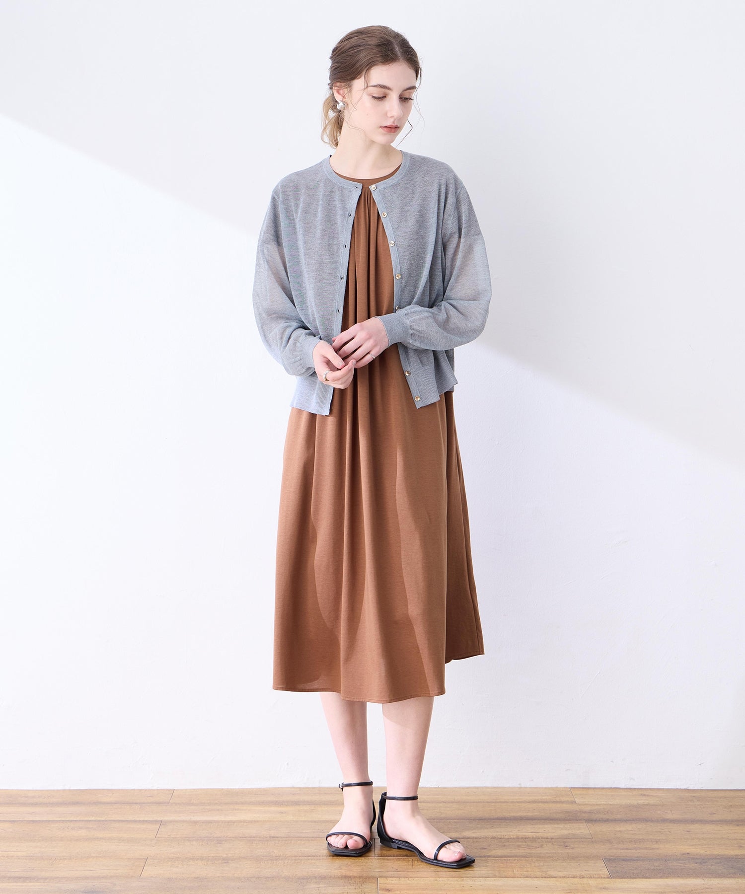 ルスークホリデー LE SOUK HOLIDAY 金ボタンシアーカーディガン （ネイビー） ネイビー