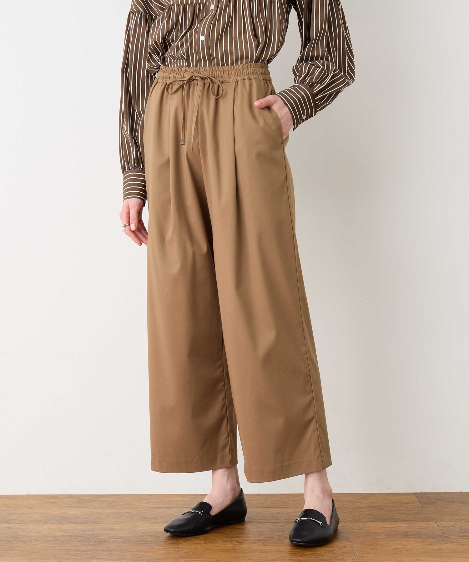 ルスークホリデー LE SOUK HOLIDAY タックワイドパンツ （チャコールグレー） チャコールグレー