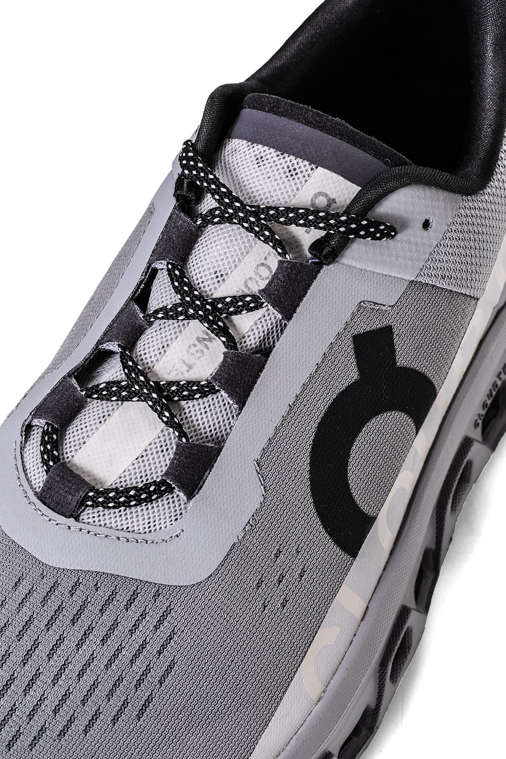 オン On Cloudmonster （Alloy/Silver） Alloy/Silver