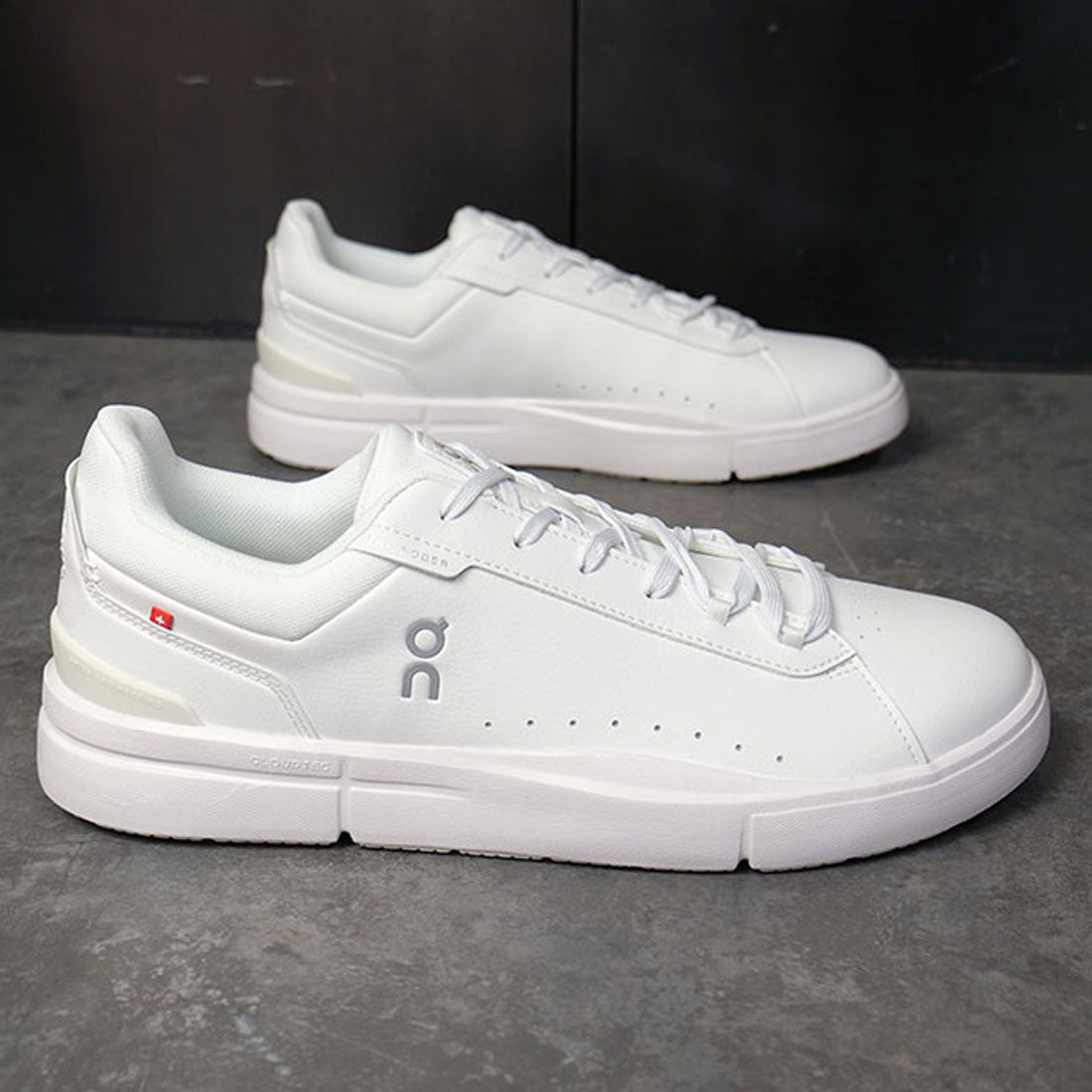 オン On THE ROGER Advantage M White/White [3MF30641200] （White/White） White/White