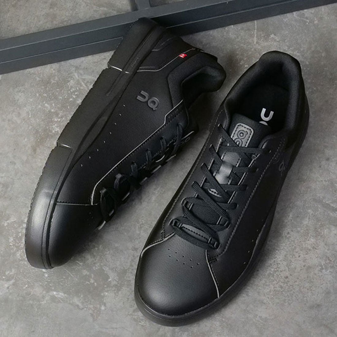 オン On THE ROGER Advantage M Black/Black [3MF30641043] （Black/Black） Black/Black
