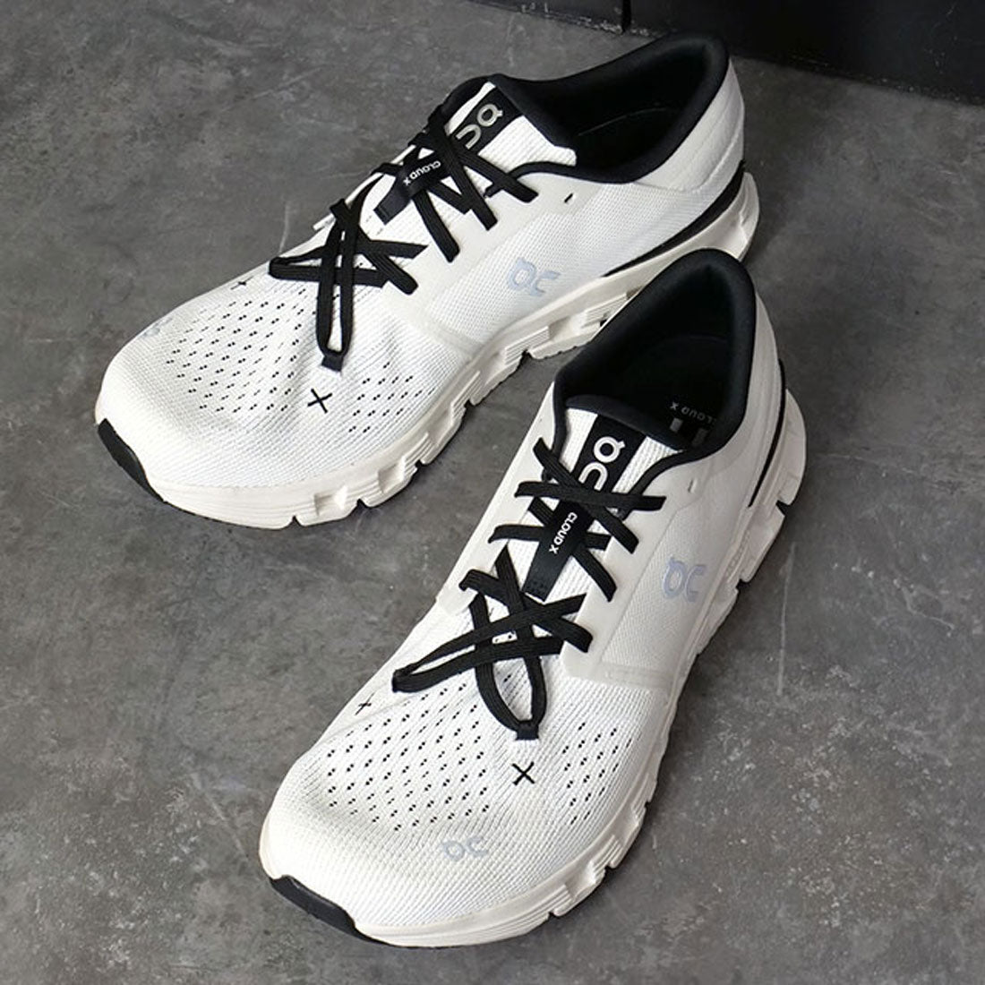 オン On Cloud X 4 M Ivory/Black [3ME30040791] （Ivory/Black） Ivory/Black