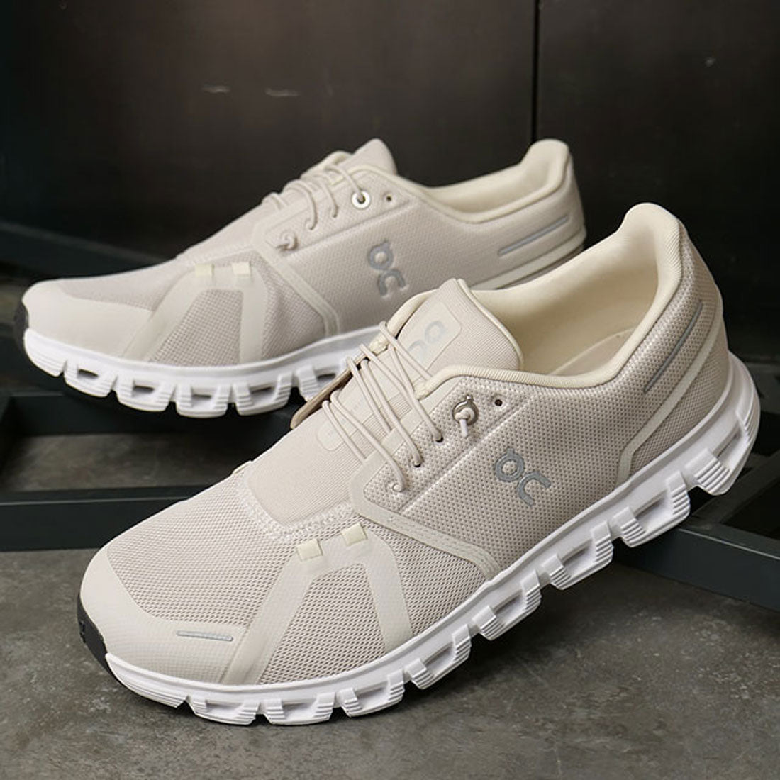 オン On Cloud 6 M Pearl/White [3MF10070755] （Pearl/White） Pearl/White
