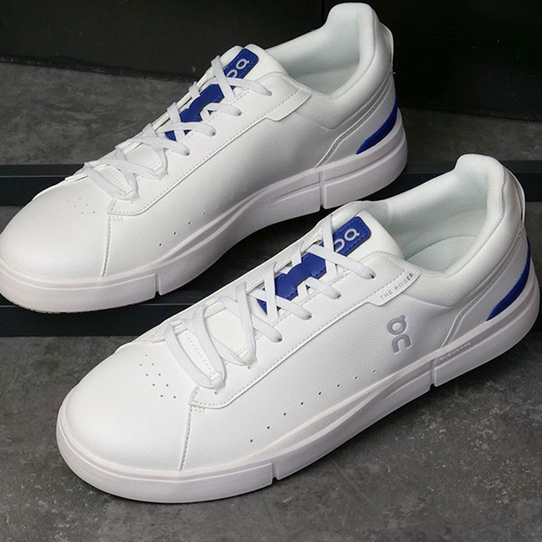 オン On THE ROGER Advantage M White/Indigo [3MF30640629] （White/Indigo） White/Indigo