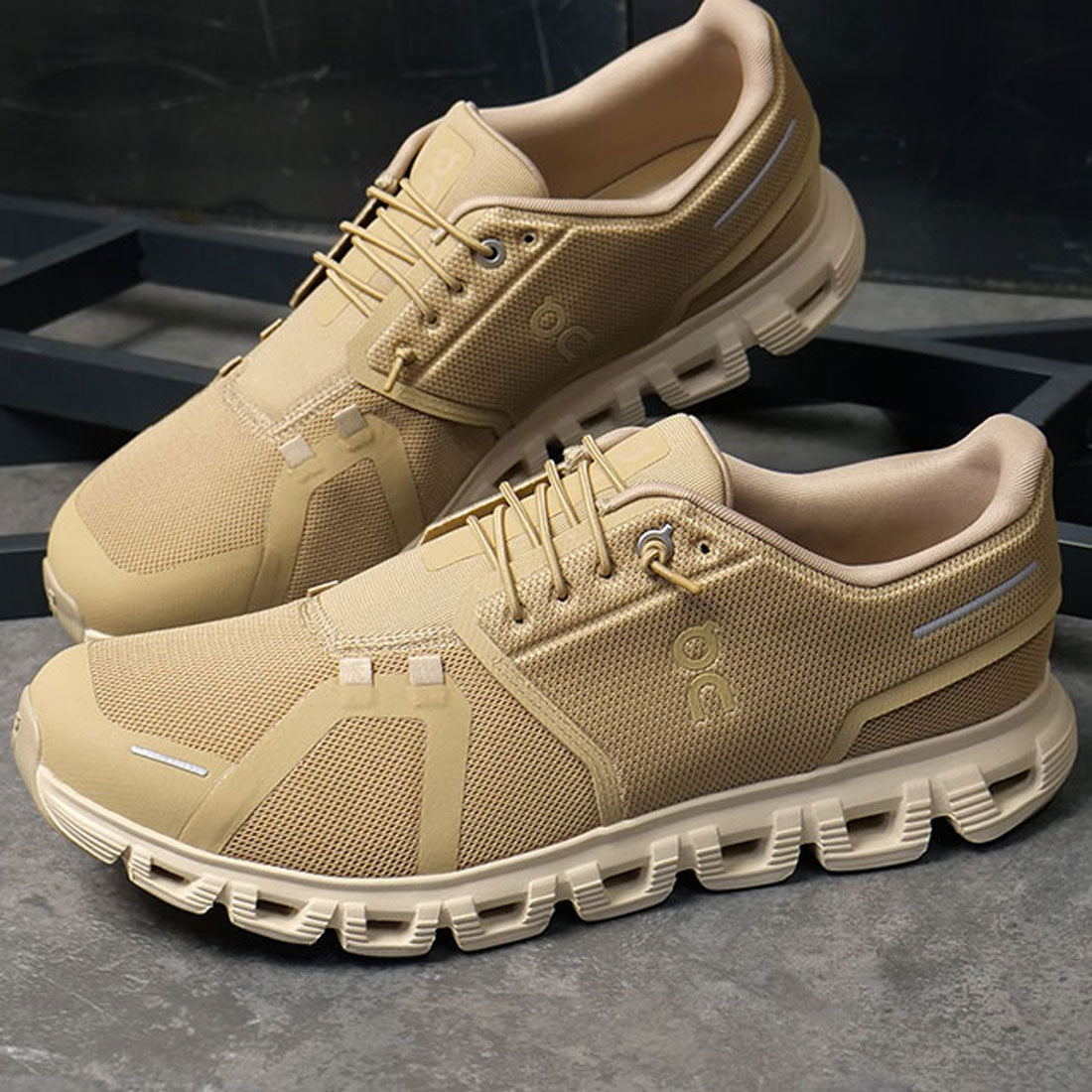 オン On Cloud 6 Chai/Sand [3MF10074874] （Chai/Sand） Chai/Sand