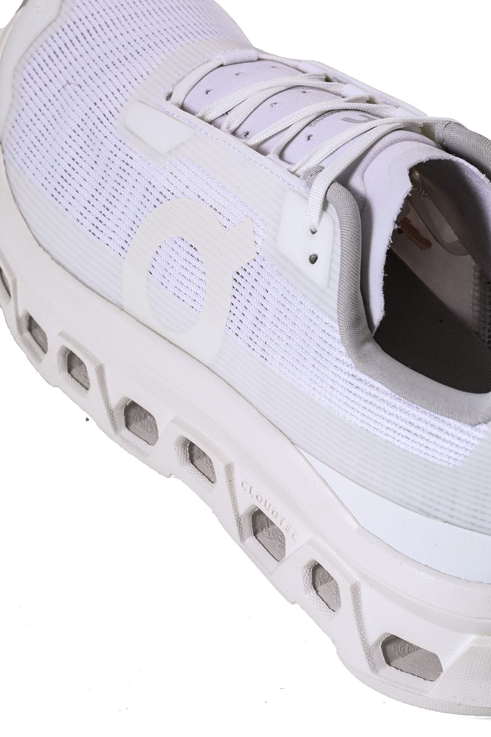 オン On Cloudmonster Void （White/White） White/White
