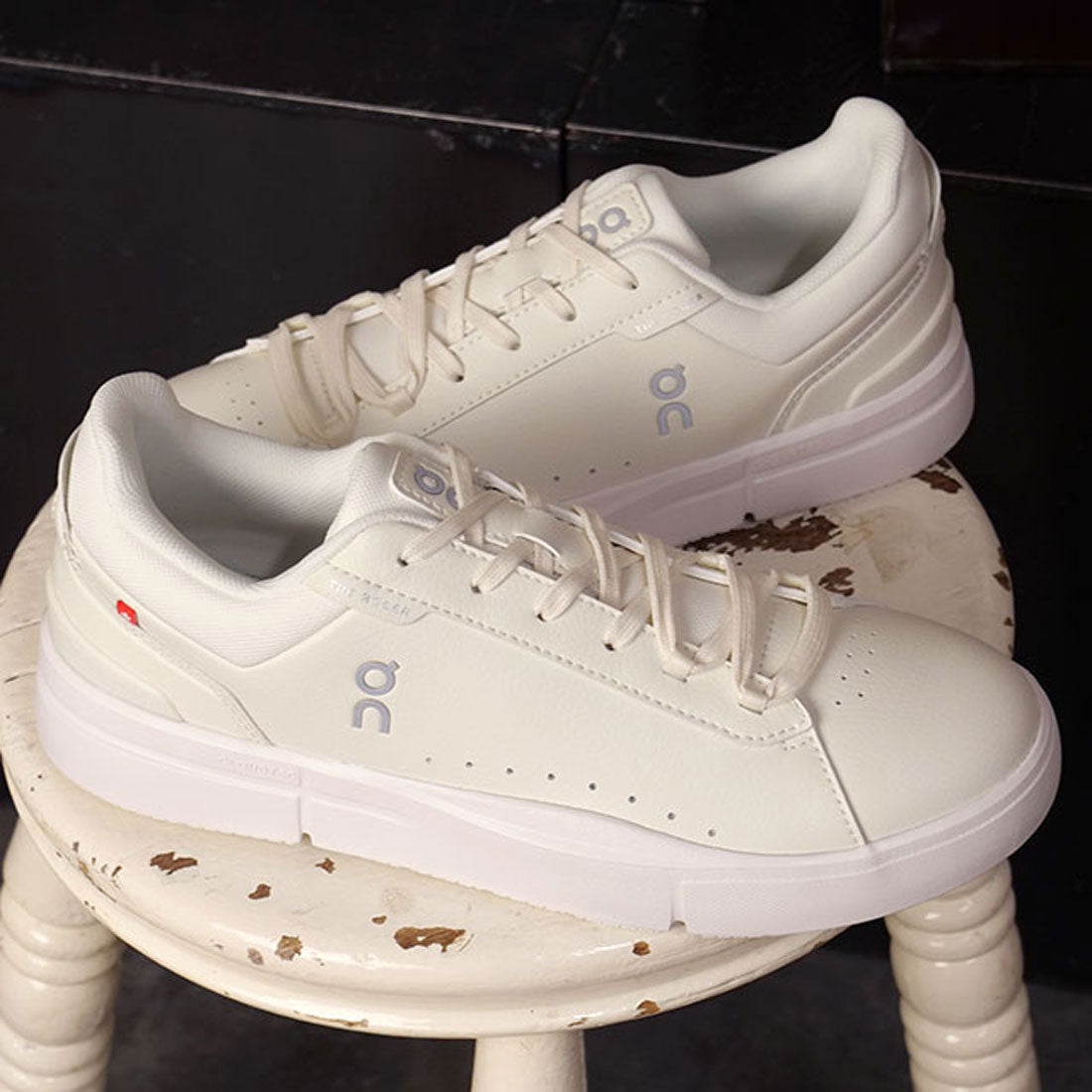 オン On THE ROGER Advantage W Ivory/Ivory [3WF30393334] （Ivory/Ivory） Ivory/Ivory