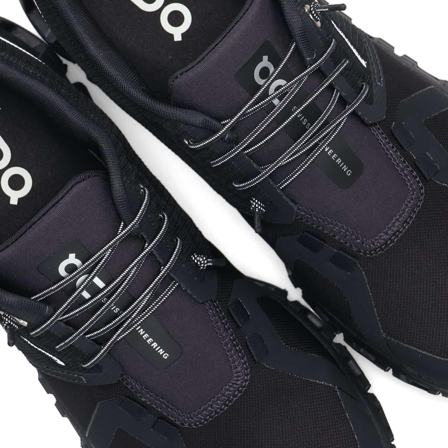 オン On スニーカー クラウド 6 ウォータープルーフ レディース CLOUD 6 WATERPROOF ブラック 黒 3WF10051043 （MMM） MMM