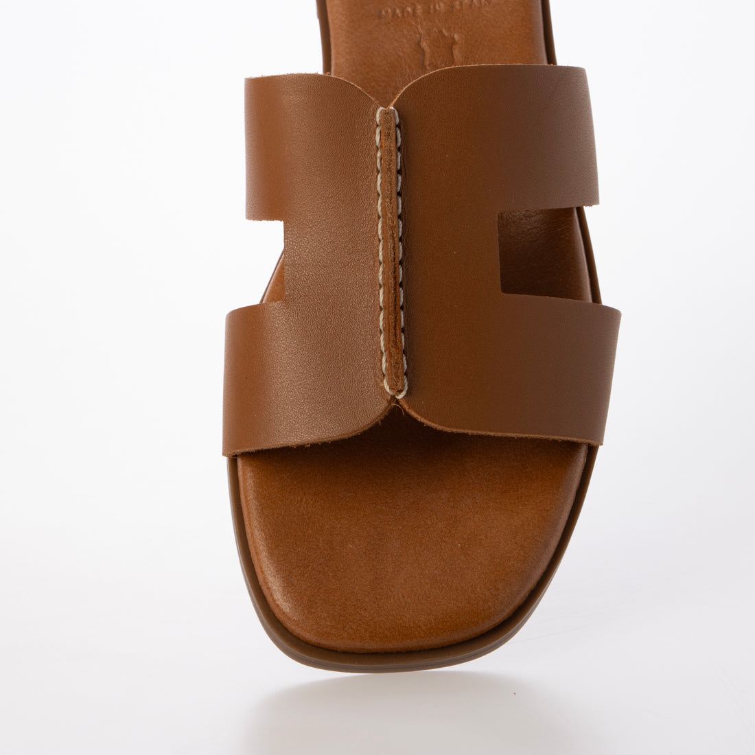 オー マイ サンダルズ Oh my Sandals スクエアトウフラットレザーサンダル （ブラウン） ブラウン