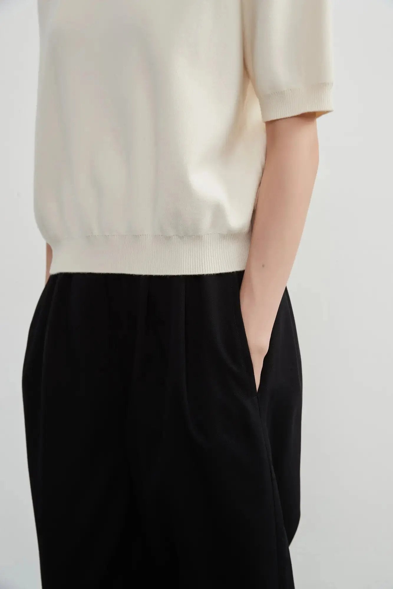 On One's Own Elegant Adult Cable Loose Silhouette Slacks - Easy to Wear with Elastic Waist - Office Casual Beautiful Leg Pants