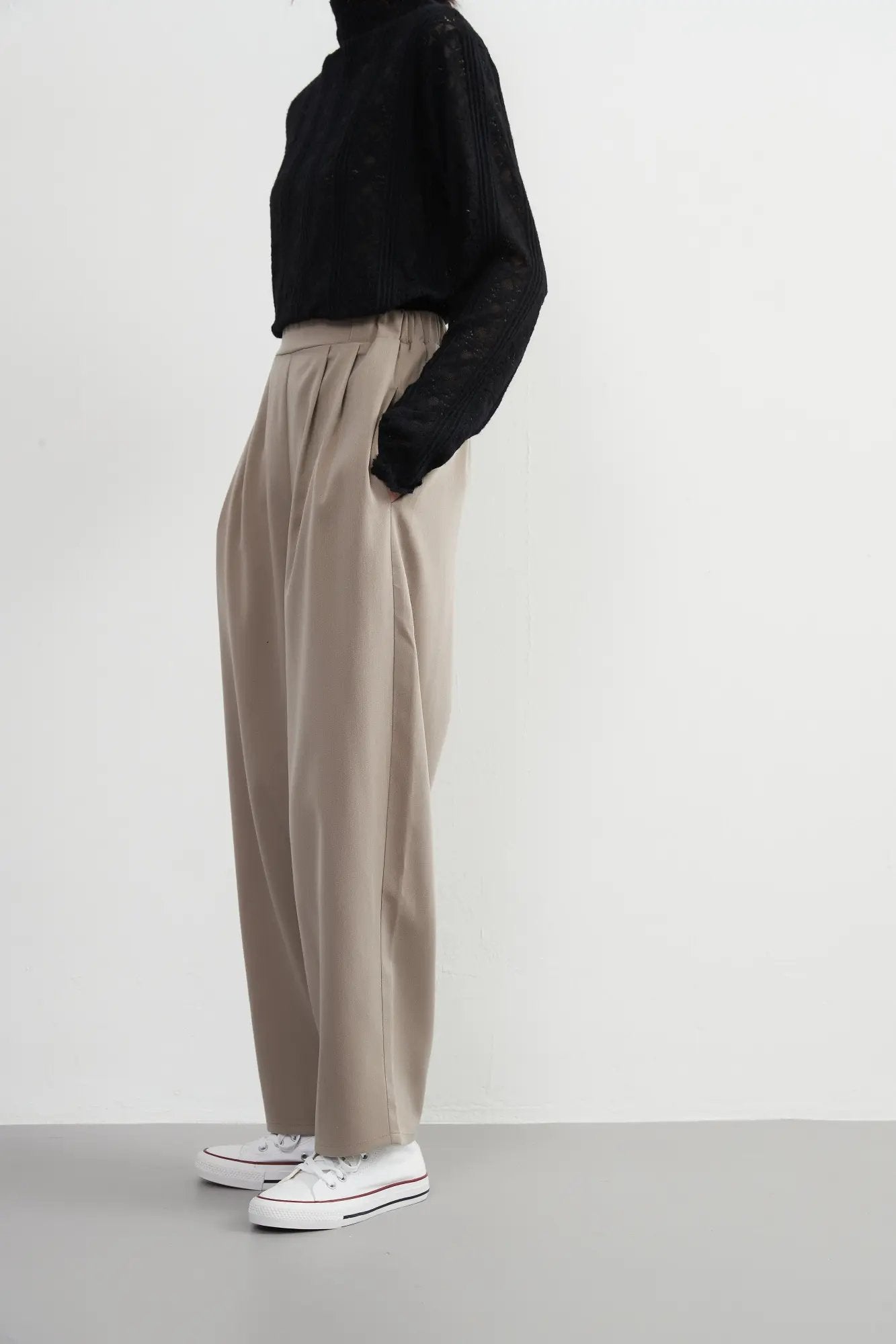 On One's Own Elegant Adult Cable Loose Silhouette Slacks - Easy to Wear with Elastic Waist - Office Casual Beautiful Leg Pants