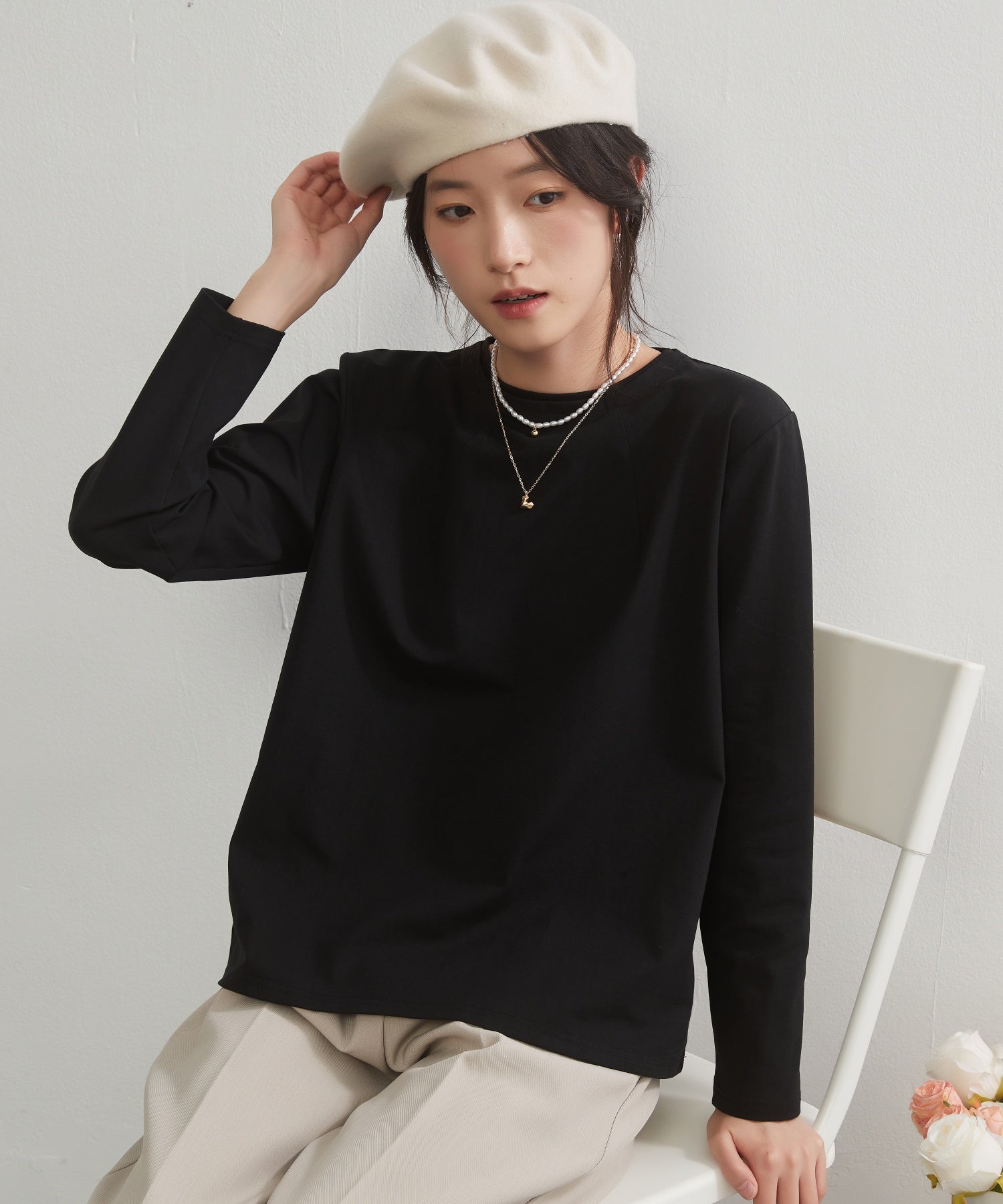 オンワンズオン On One's Own 二重衿風ラウンドカラーデザインダーツ長袖Tシャツ （BLACK） BLACK