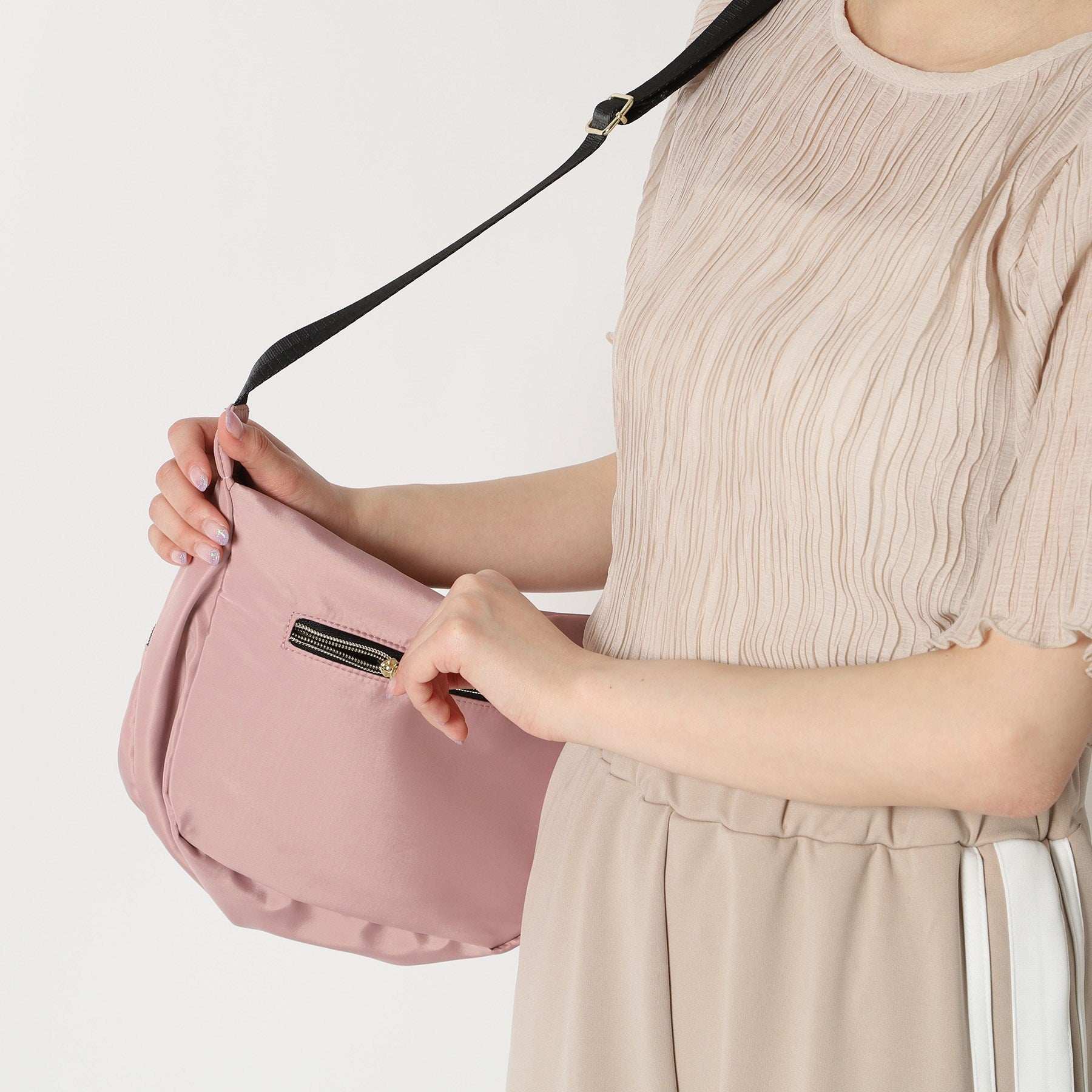 オーバータッシェ Ober Tashe 防花粉 軽量 高密度ポリ半月ミニショルダー