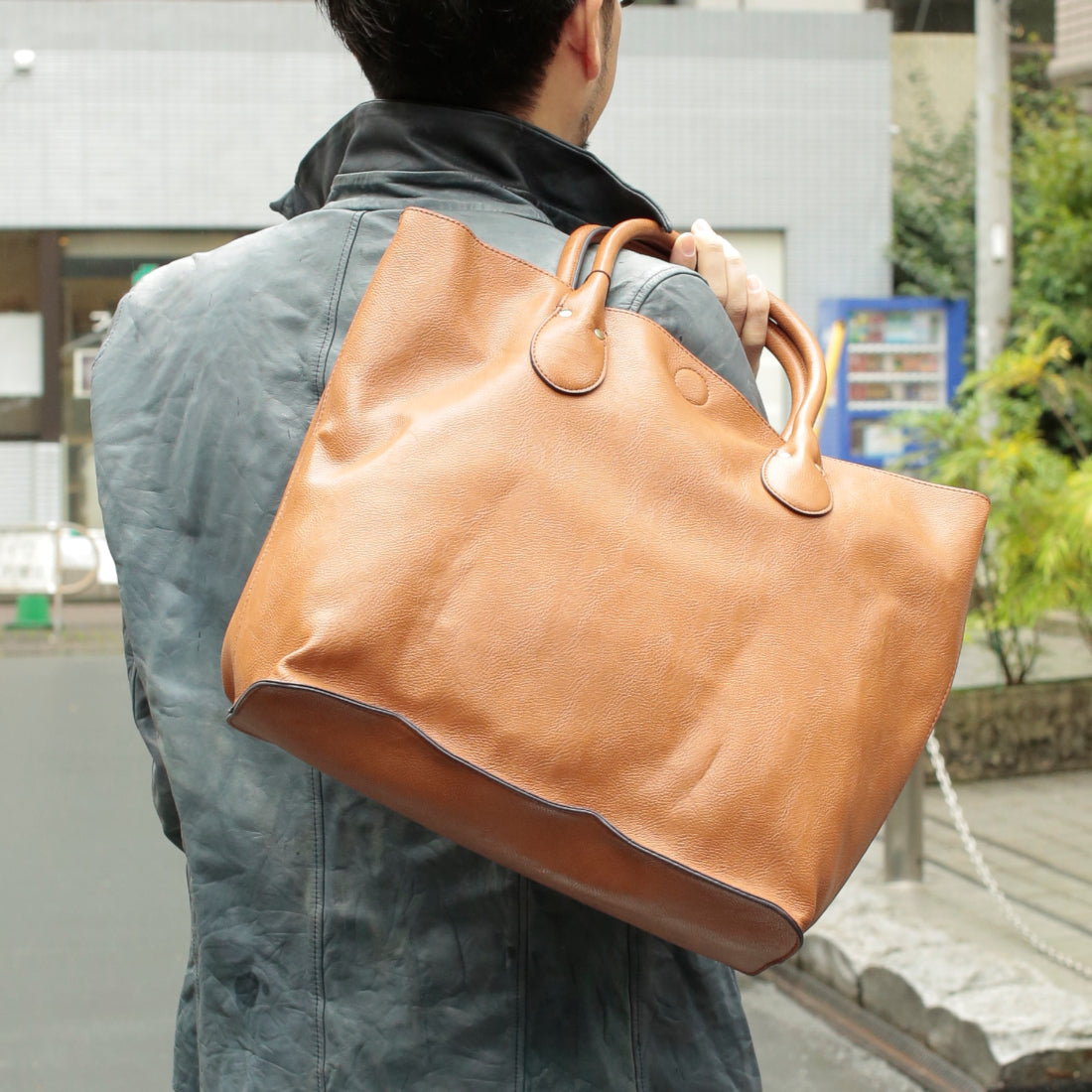 ＜Long-selling＞ Otias Shrink leather type synthetic leather tote bag/with removable bag-in-bag