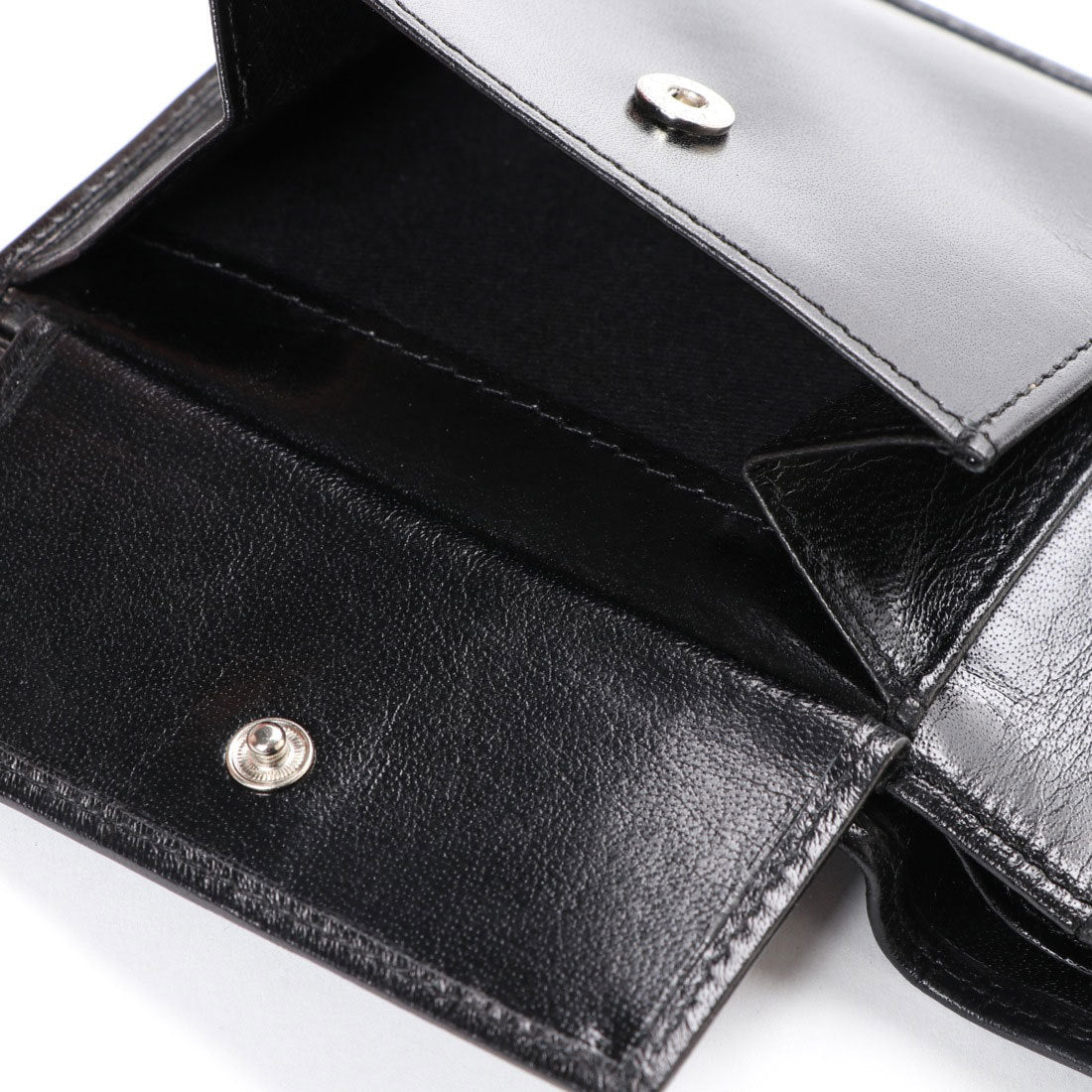 &lt;Long-selling&gt; Otias Vegetable-tanned buffalo leather bi-fold wallet/bi-fold compact wallet
