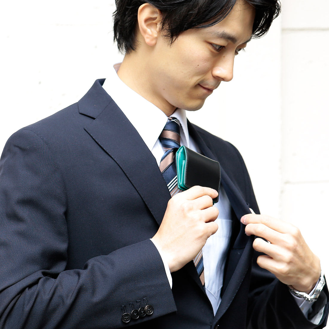 ＜Long-selling＞ Otias Cordovan-like cowhide two-tone coin case