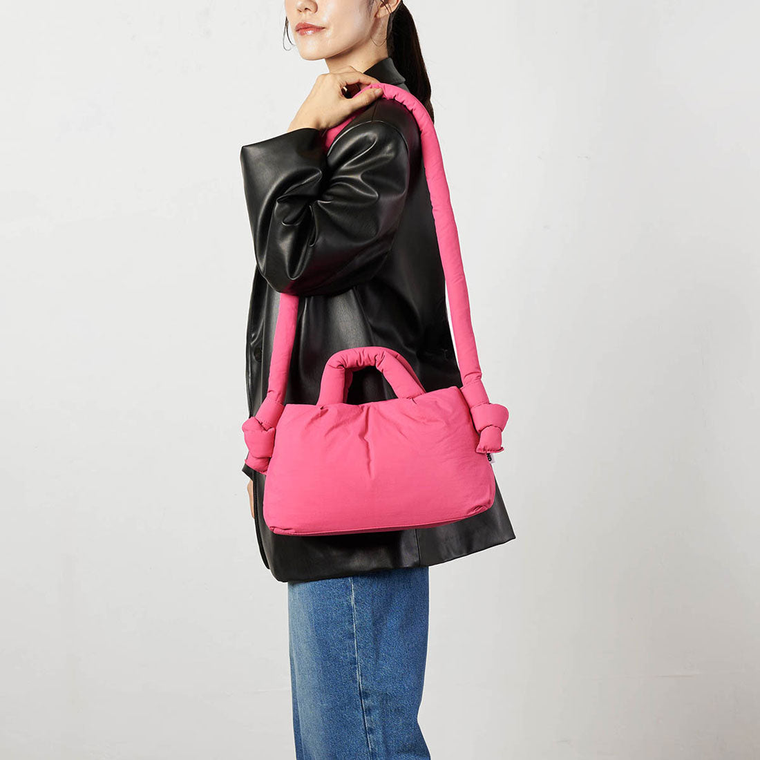 オレンド OLEND ショルダーバッグ ミニオナ ソフトバッグ ピンク 2WAY 軽量 MINIONA SOFT BAG PINK （ピンク） ピンク