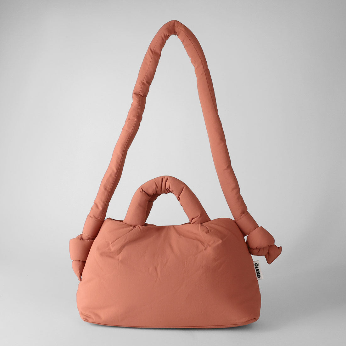 オレンド OLEND ショルダーバッグ ミニオナ ソフトバッグ ソフトピーチ 2WAY 軽量 MINIONA SOFT BAG SOFT PEACH （ソフトピーチ） ソフトピーチ