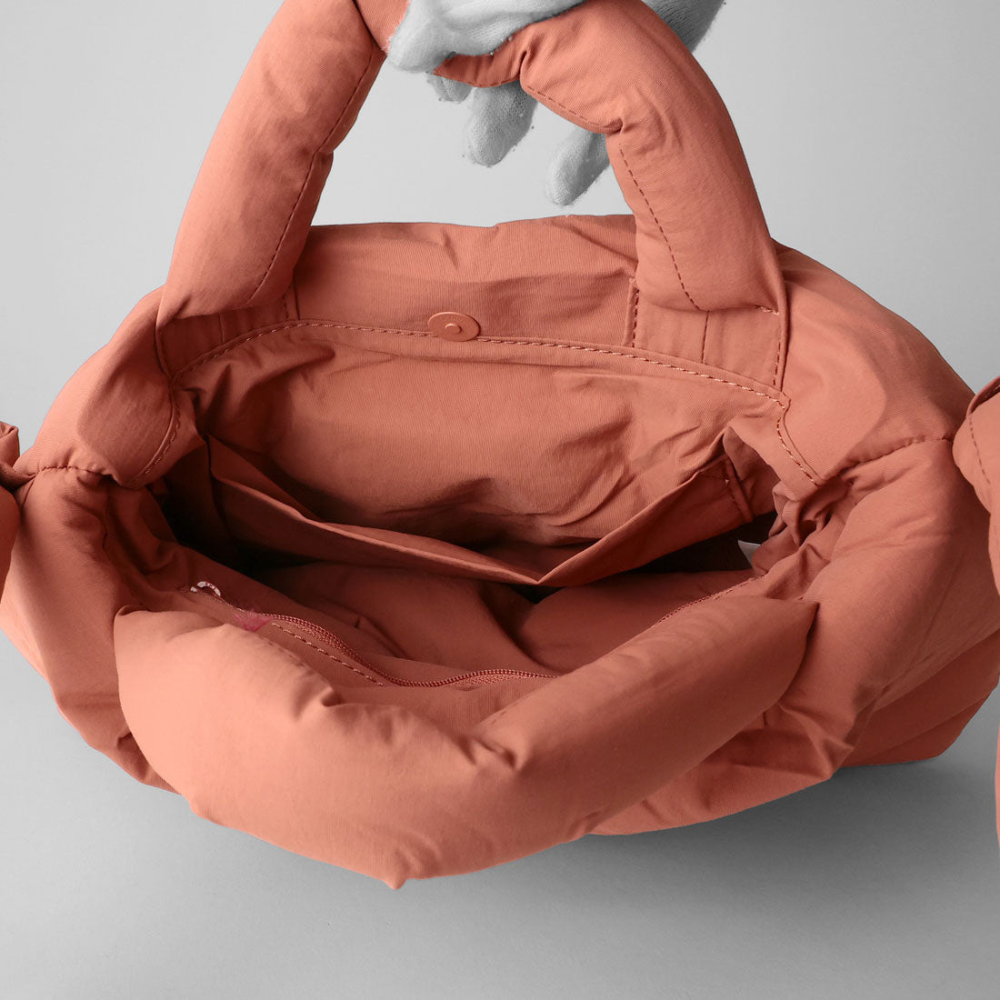 オレンド OLEND ショルダーバッグ ミニオナ ソフトバッグ ソフトピーチ 2WAY 軽量 MINIONA SOFT BAG SOFT PEACH （ソフトピーチ） ソフトピーチ