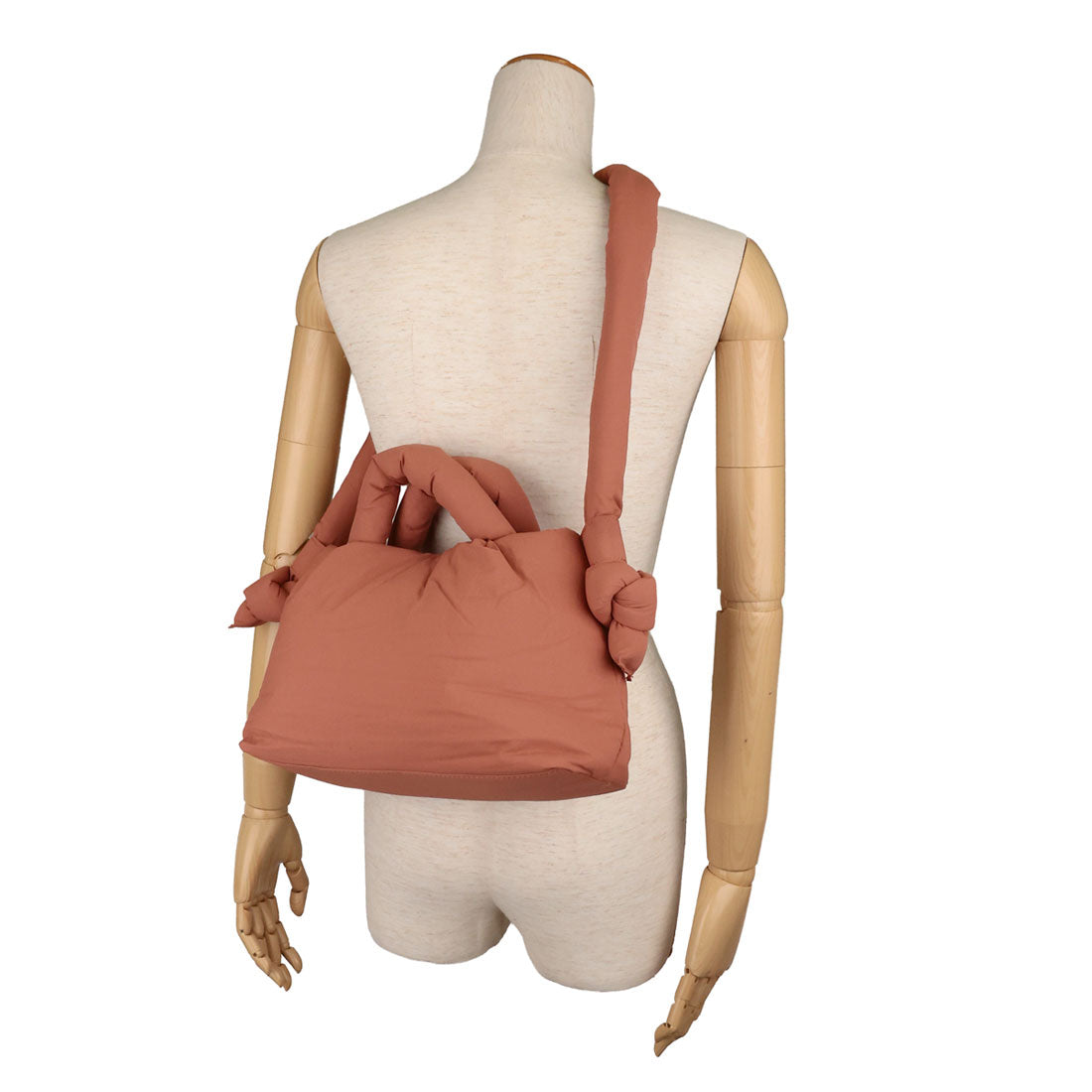 オレンド OLEND ショルダーバッグ ミニオナ ソフトバッグ ソフトピーチ 2WAY 軽量 MINIONA SOFT BAG SOFT PEACH （ソフトピーチ） ソフトピーチ